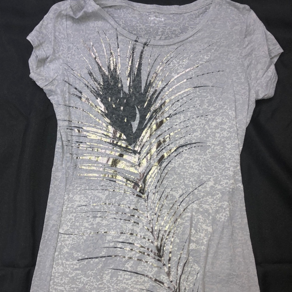 Express tshirt